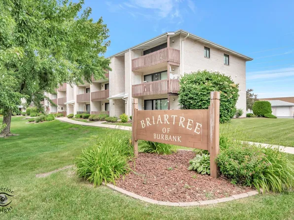 7550 Briartree Ln APT 415, Burbank, IL 60459