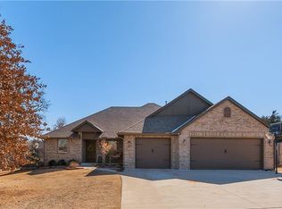 874 Cottonwood Ct, Guthrie, OK 73044