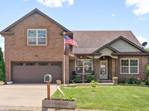3446 Bradfield Dr, Clarksville, TN 37042