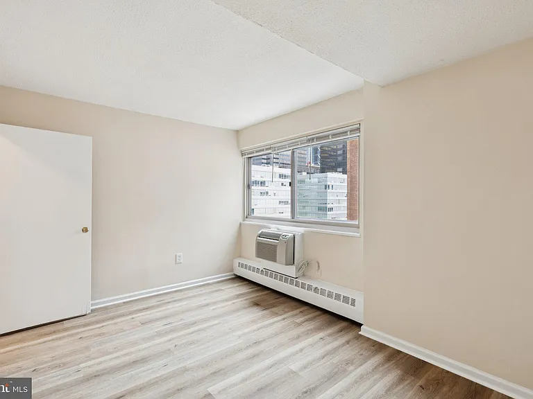 2101 Chestnut St #1521-R — Photo 14