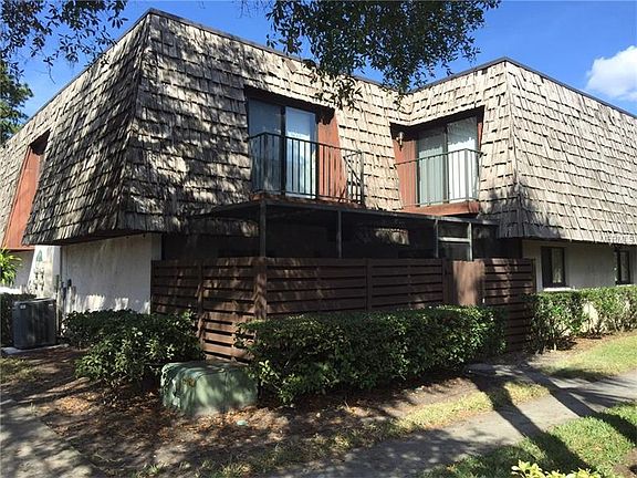 2nd image of 15425 E Pond Woods Dr