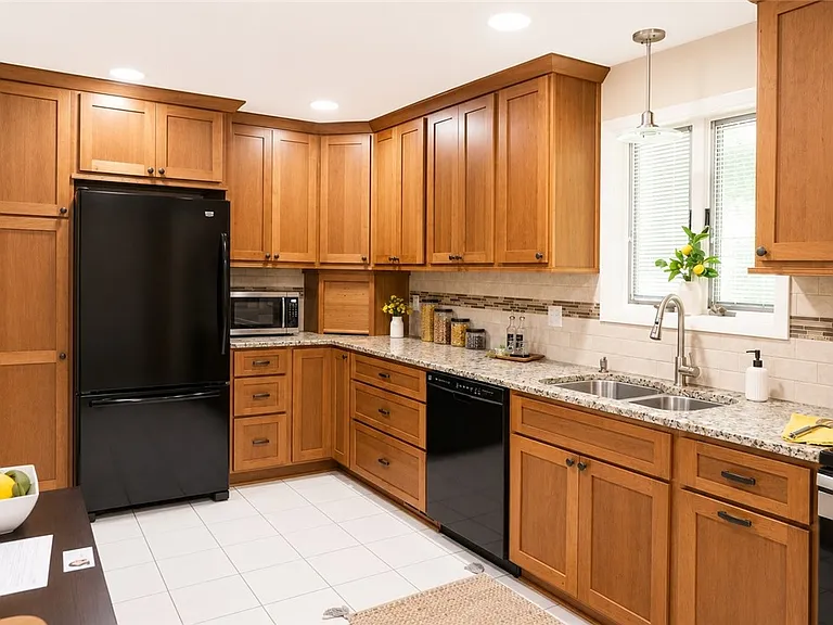 421 Clair Dr — Photo 13
