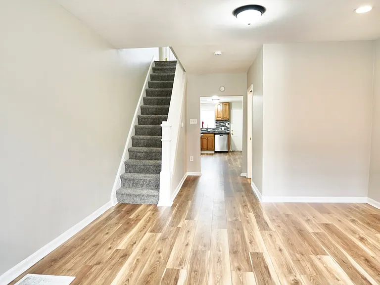 2655 Cedar St — Photo 9
