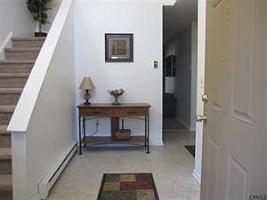 3rd image of 178 Tallow Wood Dr