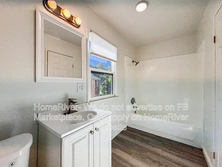 2378 Cambridge St — Photo 16