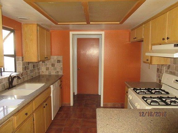 5th image of 474 E Alluvial Ave Unit 173
