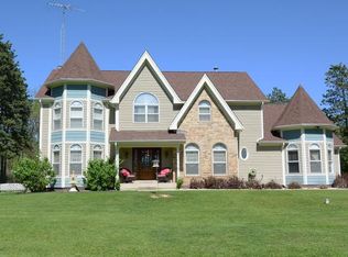 8506 Mason Hill Rd, Bull Valley, IL 60098