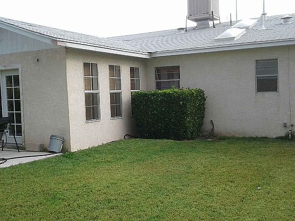 2nd image of 308 Hermosa Dr