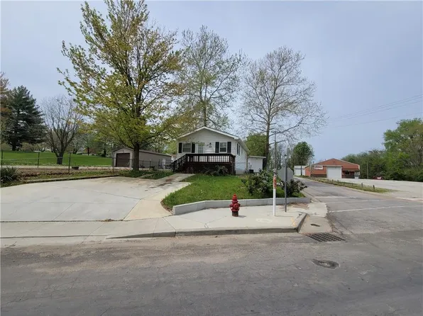 601 S 24th St, Lexington, MO 64067