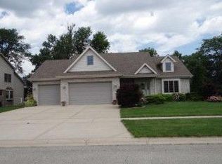 1968 Kingtree Dr, Morris, IL 60450