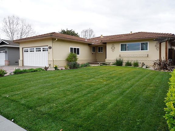 3rd image of 1688 Andalusia Way