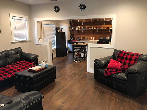 2nd image of 4838 Gurley Ave