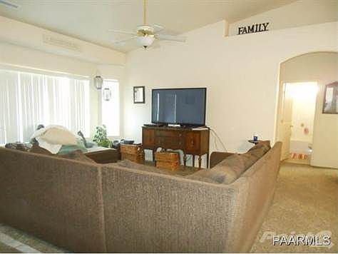 Vaulted Ceiling in Great Room