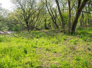 14 Canal St, Champlain, NY 12919