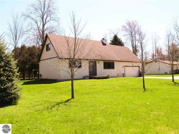 3934 E Lane St, Traverse City, MI 49684