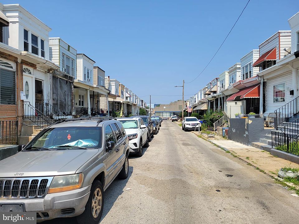 2nd image of 1139 S Peach St