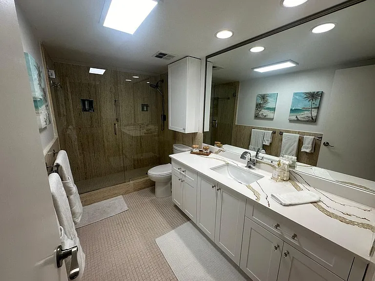 2066 N Ocean Blvd #2NW — Photo 13