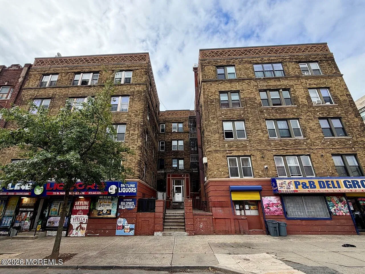 729 Dr Martin Luther King Jr Blvd — Photo 1