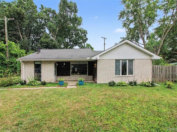 7219 Bluebird Ter, Waterford, MI 48329
