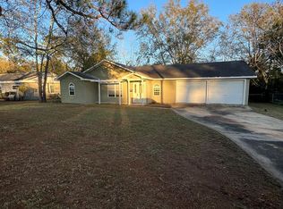 1303 Woodland Dr, Dothan, AL 36301