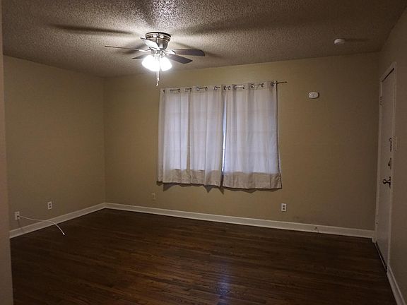 2nd image of 3701 Southmoor Ln #8W