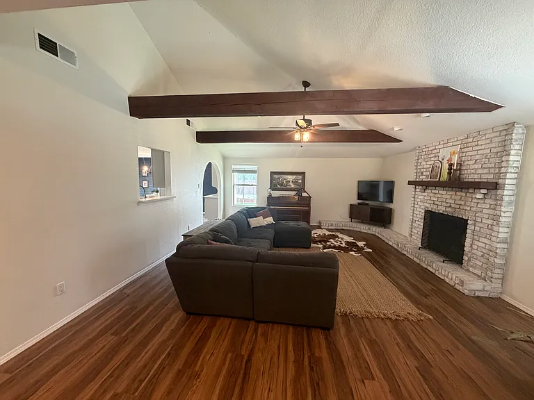 3821 Don January Ave — Photo 9