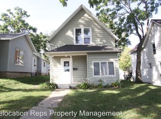 1637 13th Ave, Moline, IL 61265