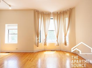 828 W Dakin St #1S, Chicago, IL 60613