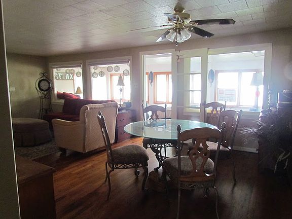 4th image of 557 Sunrise Dr