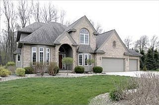 1st image of 111 Castleridge Dr