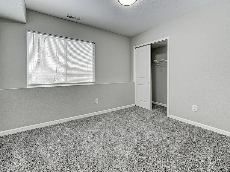 1495 Manitou Blvd — Photo 17