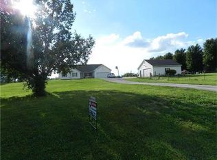 13661 166th St, Bonner Springs, KS 66012