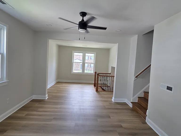 412 Winston St — Photo 9