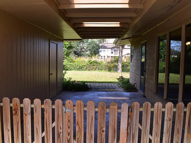 5126 Beechnut St — Photo 20