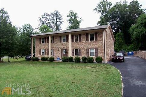 2nd image of 105 Cliftwood Dr