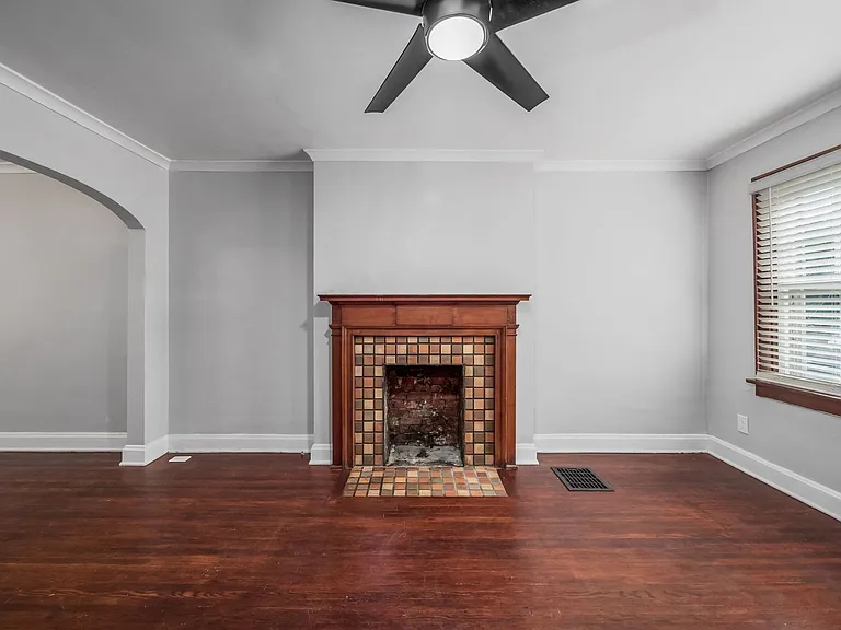 83 W 1st Ave #1 — Photo 17