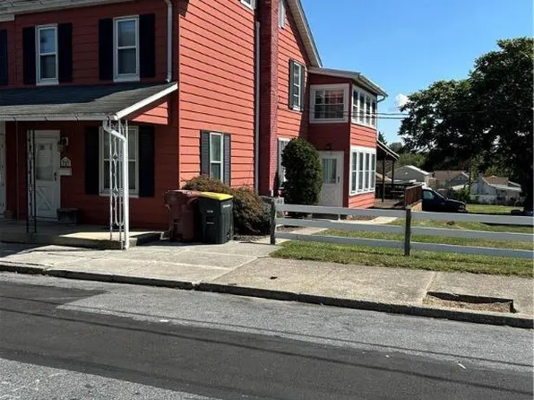 707 2nd St, Whitehall, PA 18052