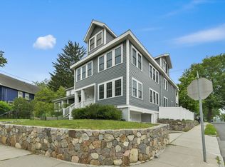 176 Medford St #176, Arlington, MA 02474