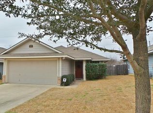 1106 Cottage Grove Cir, Bryan, TX 77801