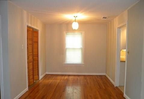 4th image of 5411 Shoalwood Ave