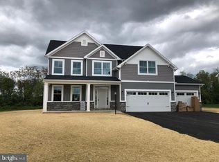 2439 Austin Ave, Chambersburg, PA 17202