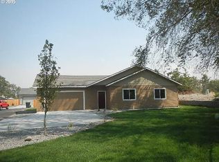 933 SW 14th Pl, Hermiston, OR 97838