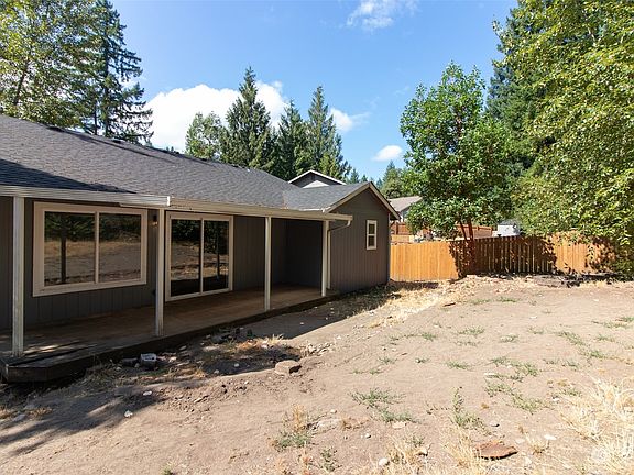 3rd image of 22031 Plateau Court SE