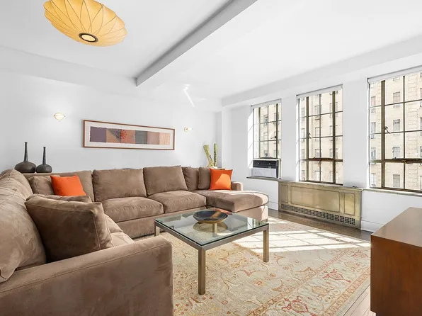 350 W 57th St APT 5J, New York, NY 10019