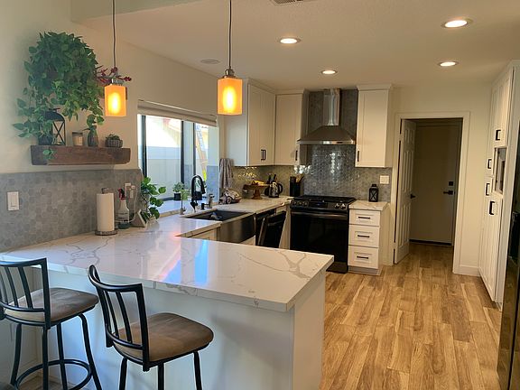 3rd image of 2573 Magellan Ln