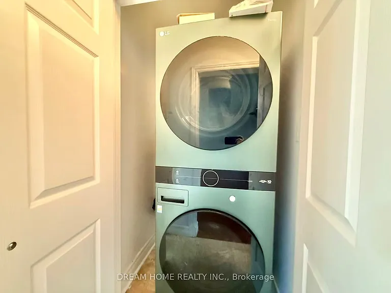 5 Horizon Cres #UPPER LEVEL — Photo 7