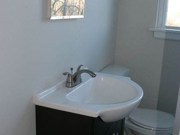 5th image of 1352 Morningside St SE