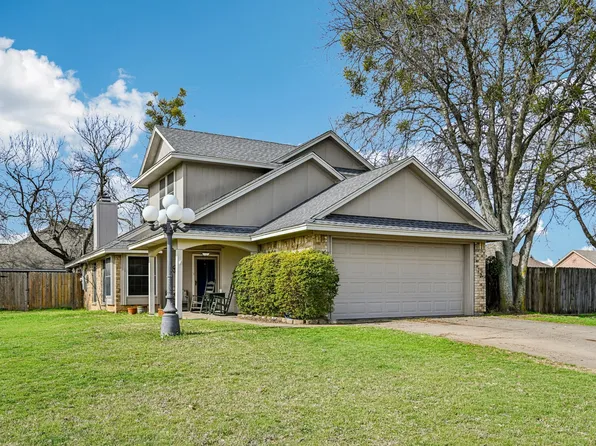 1733 Shawnee Dr, Cleburne, TX 76033
