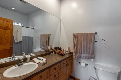 2718 N Wayne Ave #2 — Photo 8