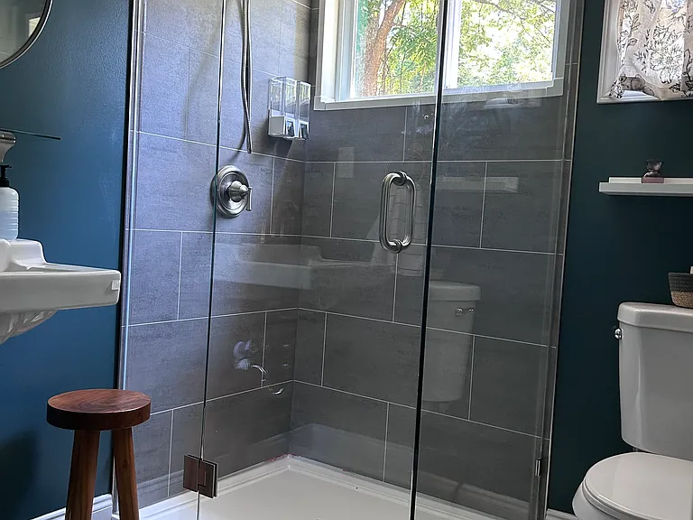 2328 Edison St — Photo 11